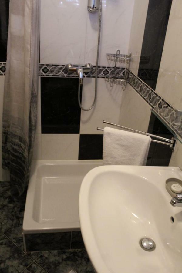 טוראני Apartment Pirovic מראה חיצוני תמונה
